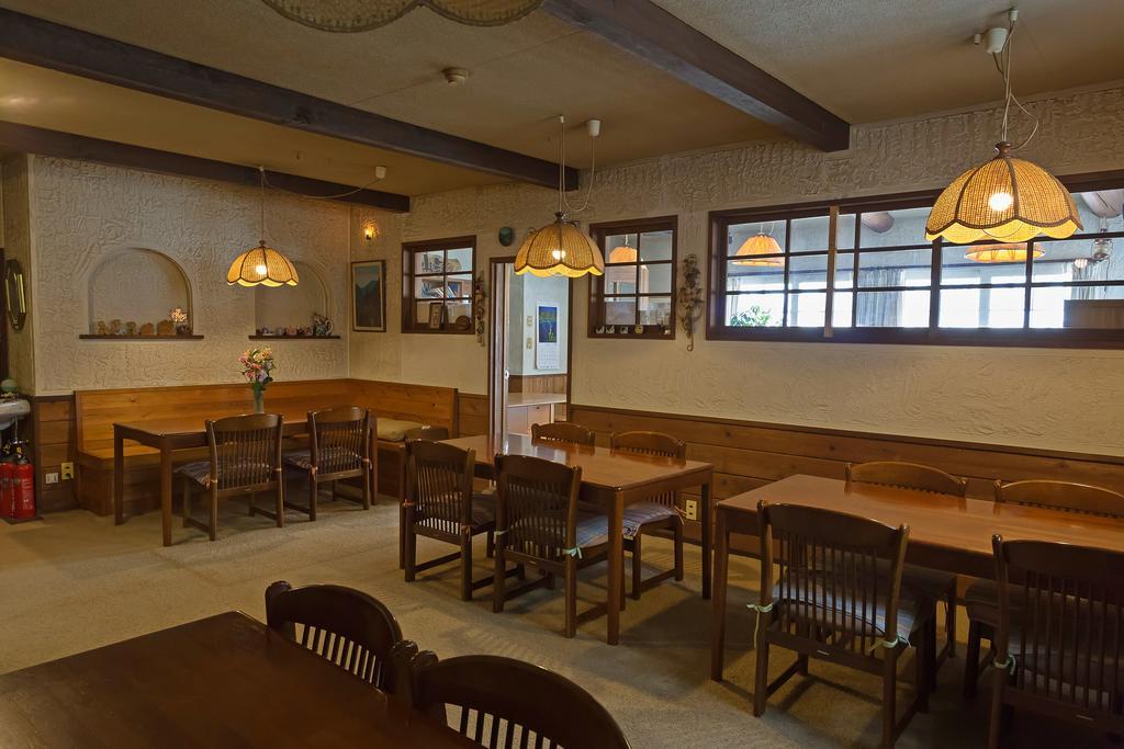 Pension Starlight Azumi Hakuba Exterior photo